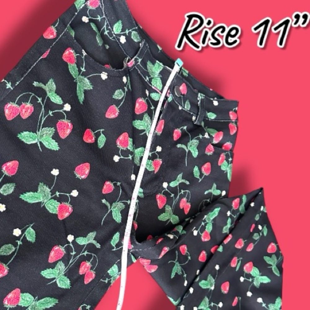 NWOT Vernacular Strawberry Straight Leg Pants. 🍓Size XS (26” Waist) - Picture 5 of 12